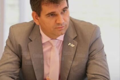 AMUPE REÚNE PREFEITOS PARA DEBATER CONCESSÃO DA COMPESA, INVESTIMENTOS BILIONÁRIOS E CRISE HÍDRICA EM PERNAMBUCO