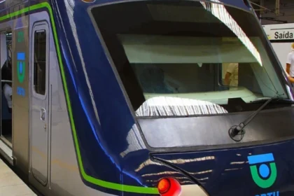 Chegada de novos trens para Metrô do Recife tem prazo adiado